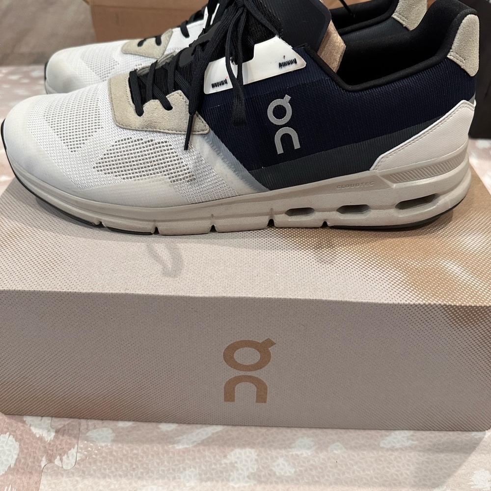 On Cloudrift Shoes (Men’s), Ivory | Midnight, size 12